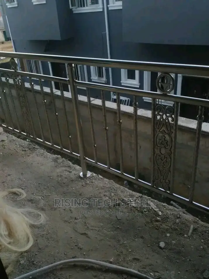 Stainless Handrail 3star Flower