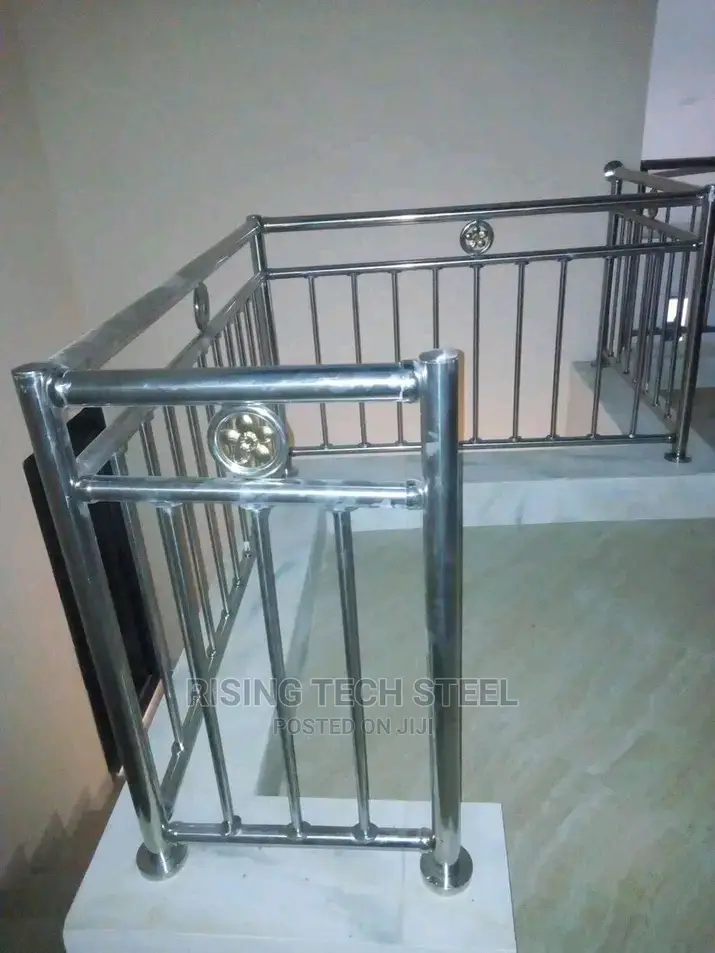 Stainless Handrail 3star Flower