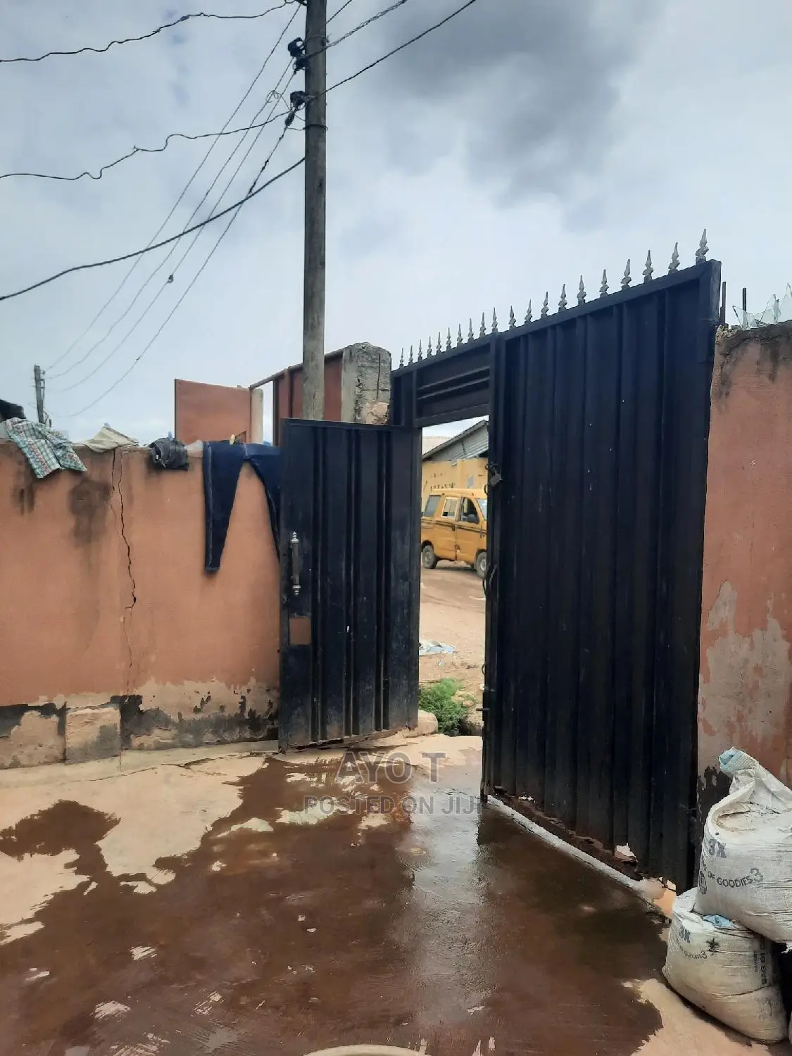 Studio Apartment in Bariga for rent