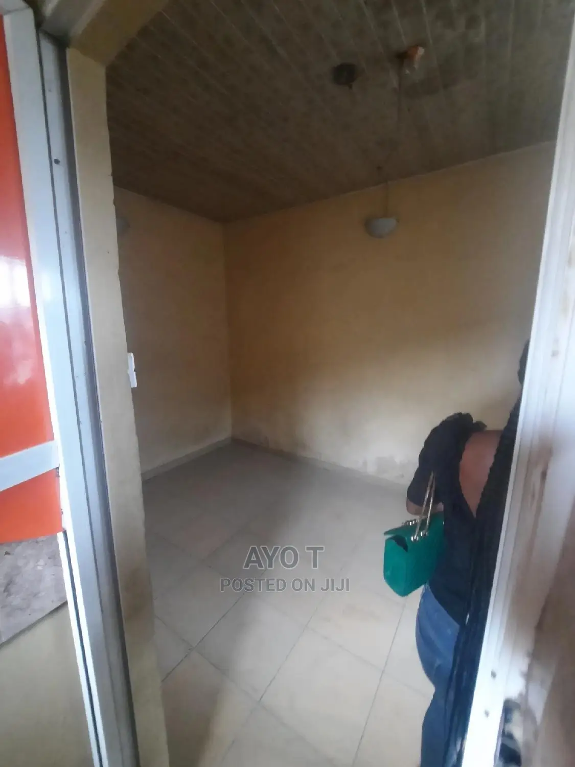 Studio Apartment in Bariga for rent