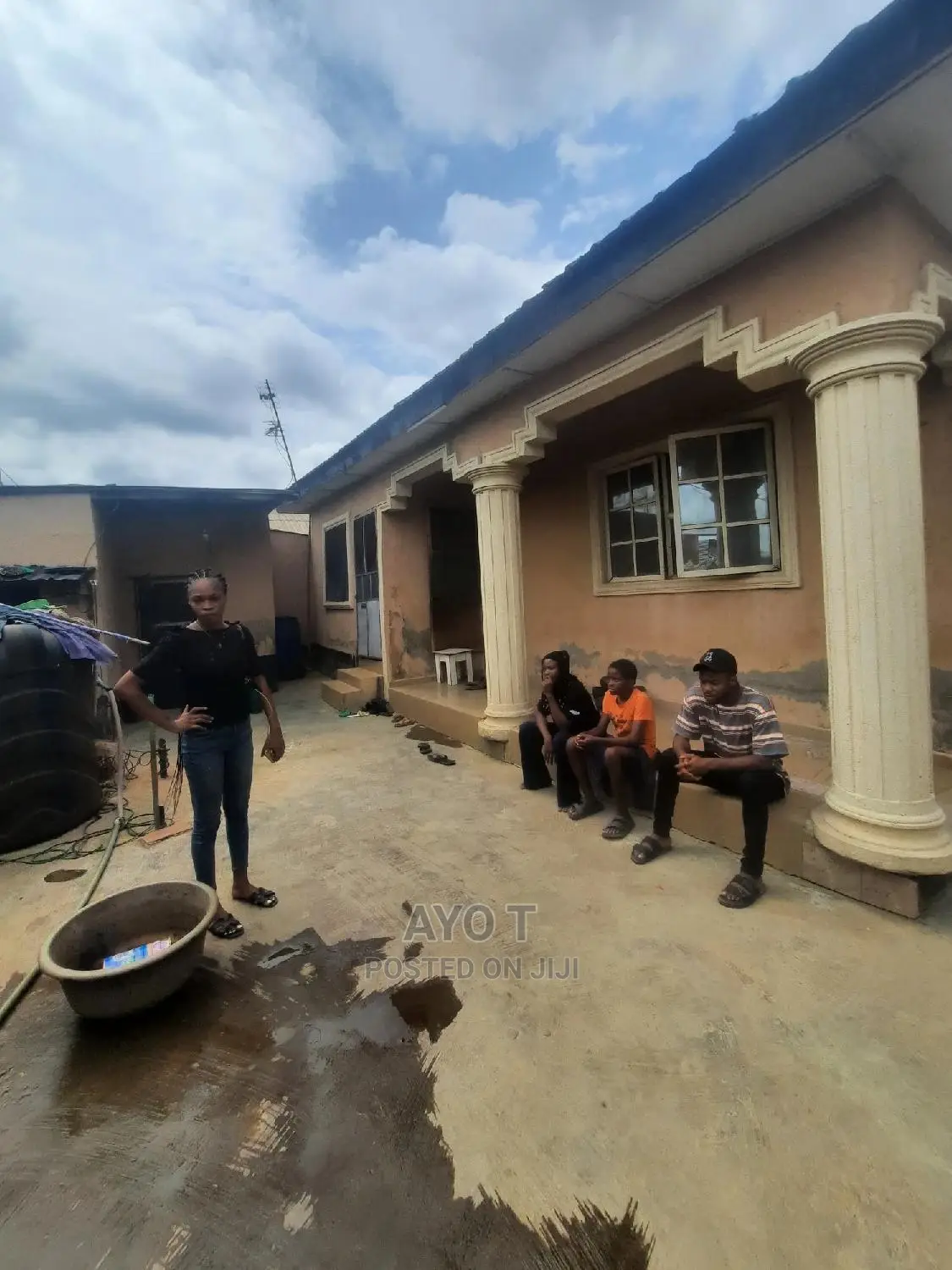 Studio Apartment in Bariga for rent