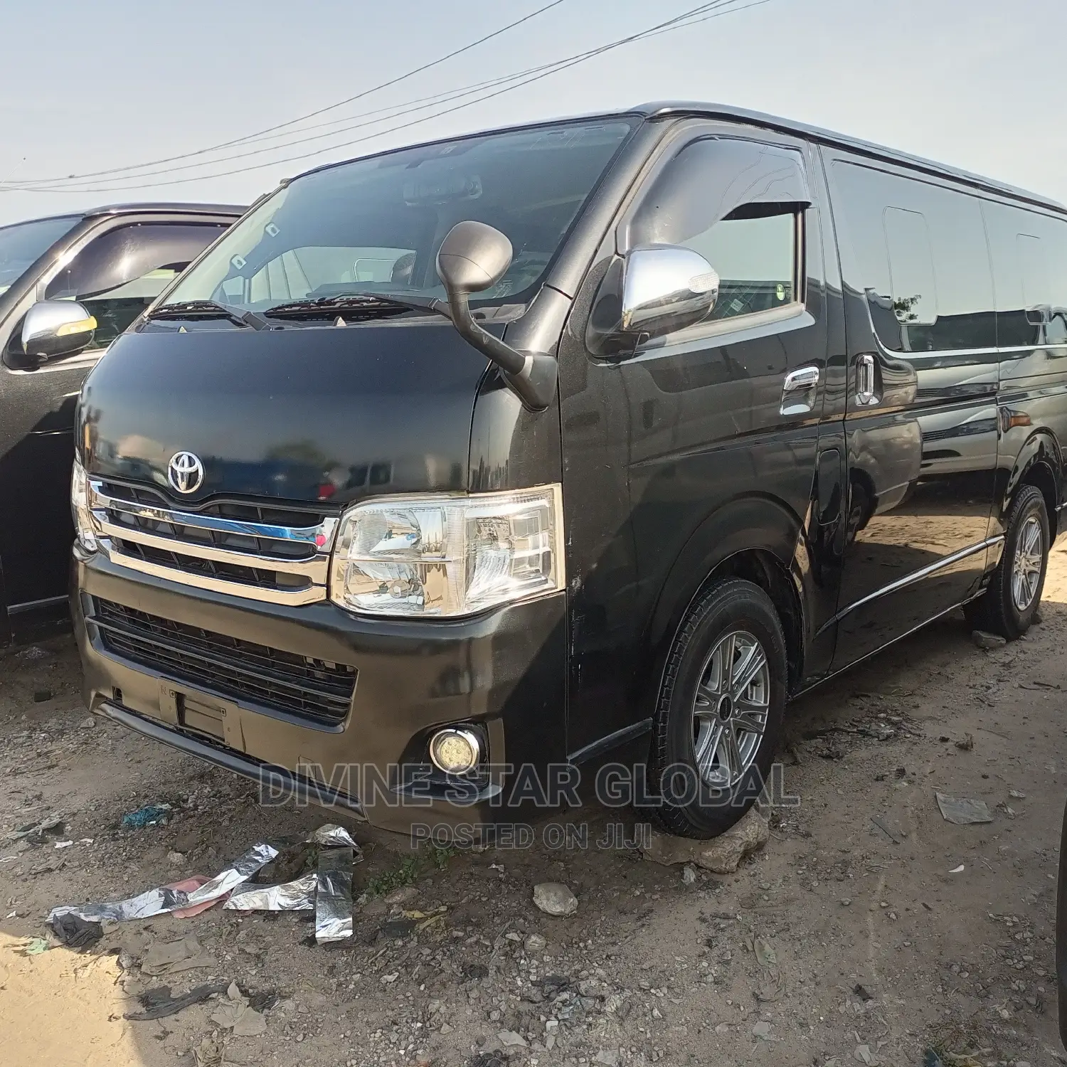 Toyota HiAce 2010 Black