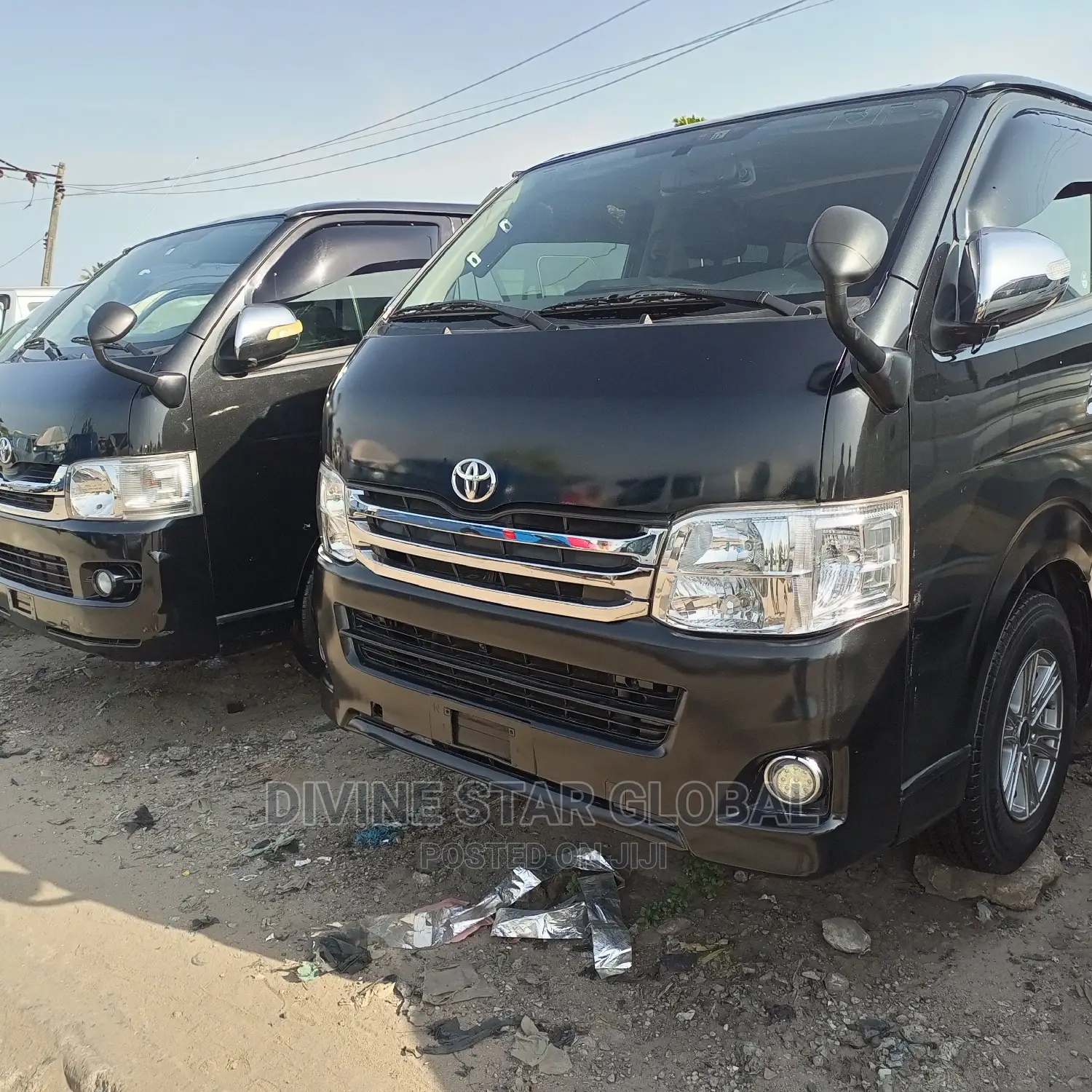 Toyota HiAce 2010 Black