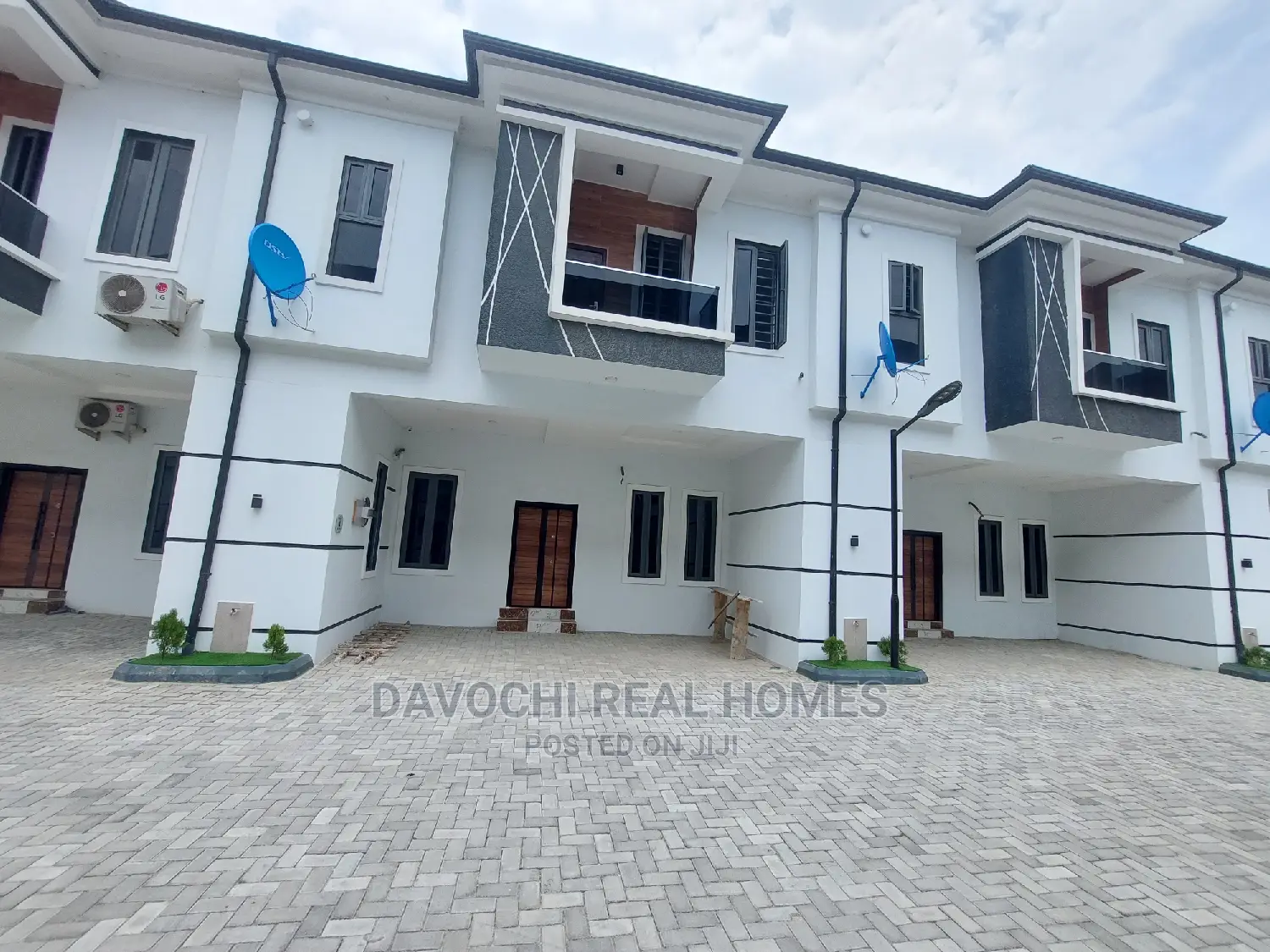 4bdrm Duplex in Orchid Road, Lekki for rent