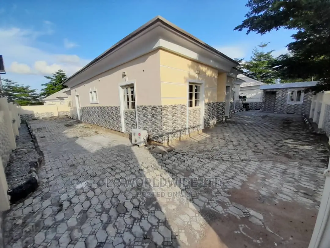3bdrm Bungalow in Forte Royal, Lugbe District for sale