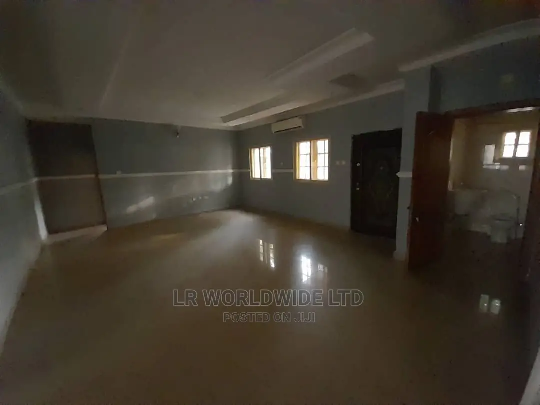 3bdrm Bungalow in Forte Royal, Lugbe District for sale