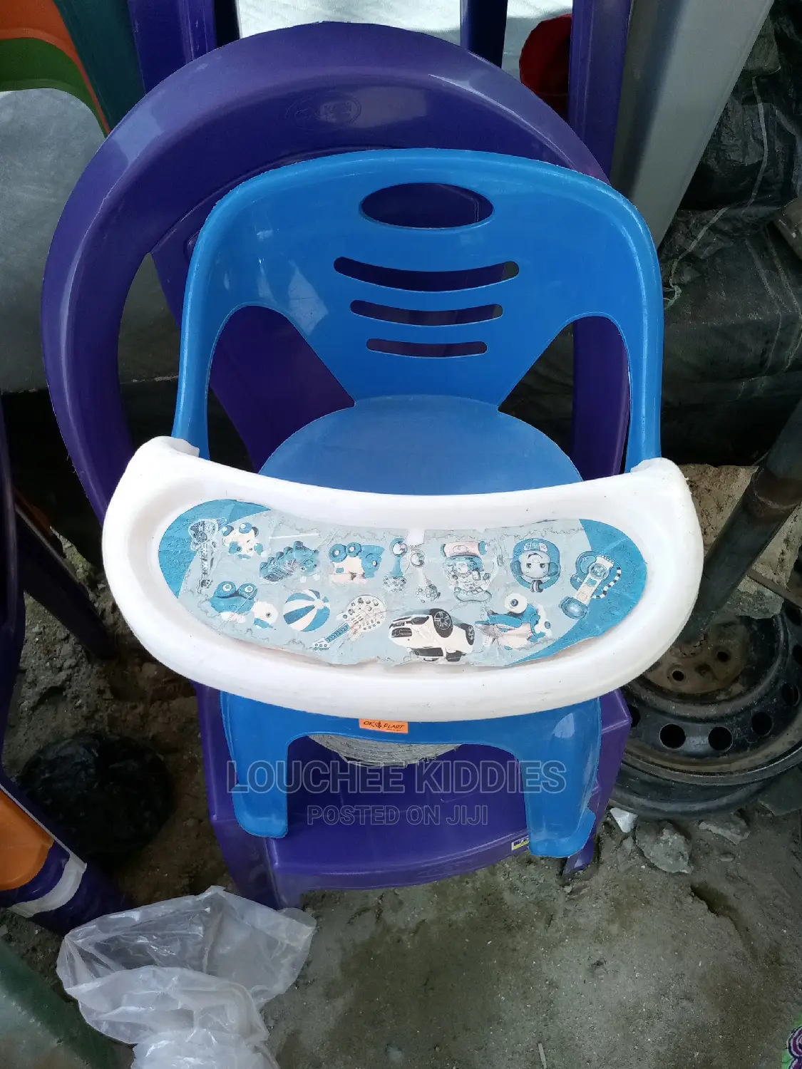 Children Feeding Chair With Detachable Tray