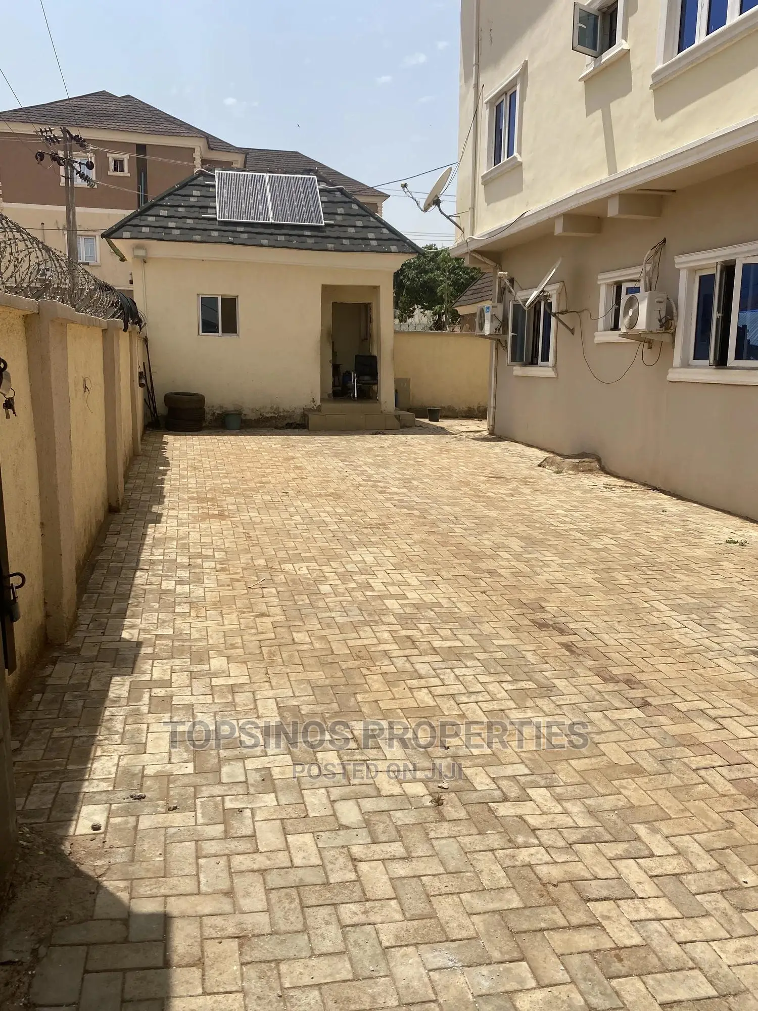 2bdrm Block of Flats in Dawaki for rent