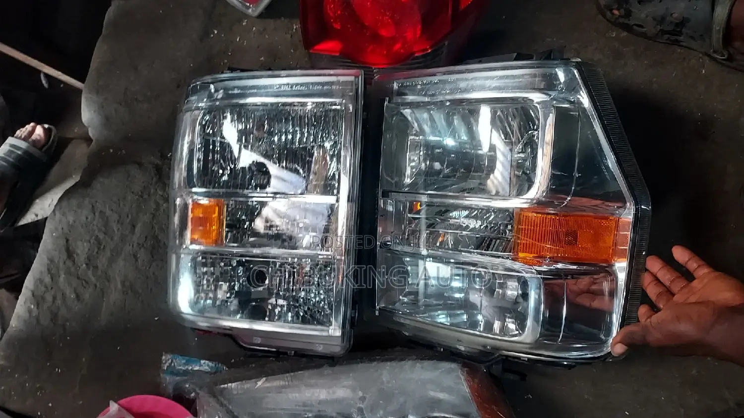 Headlamp Ford E250 Ecoroline 2010