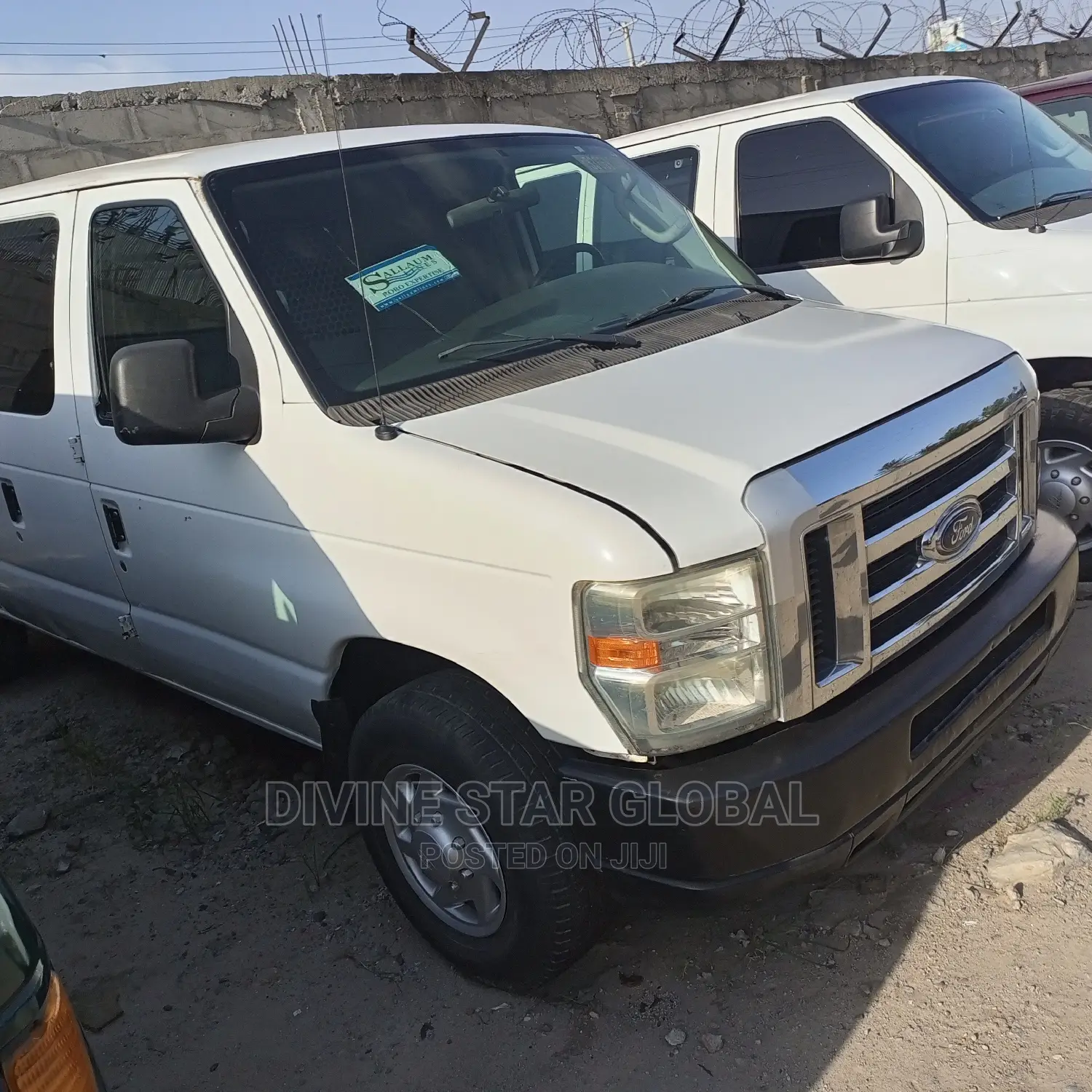 Ford E350 2008 White