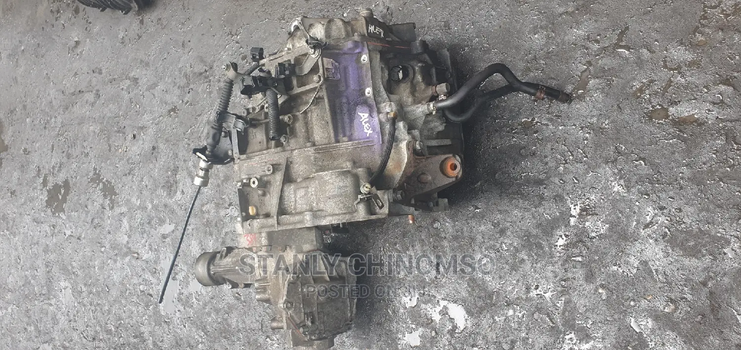 Venza Gearbox Four Plug