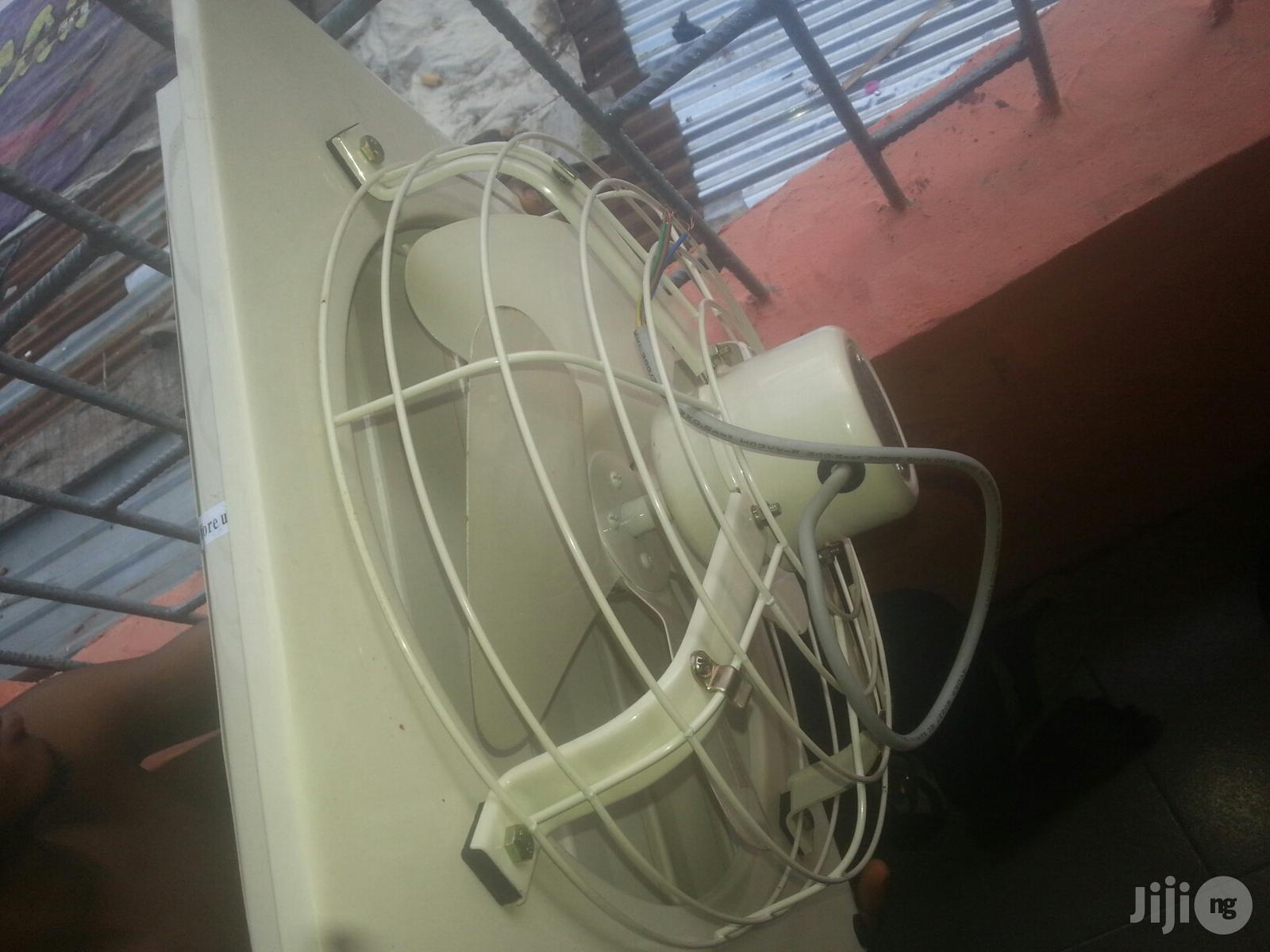 Exhaust/Extractor Fans
