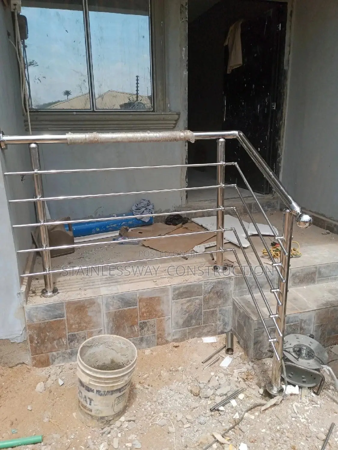 Add More Beauty To Your House With Stainless Handrail