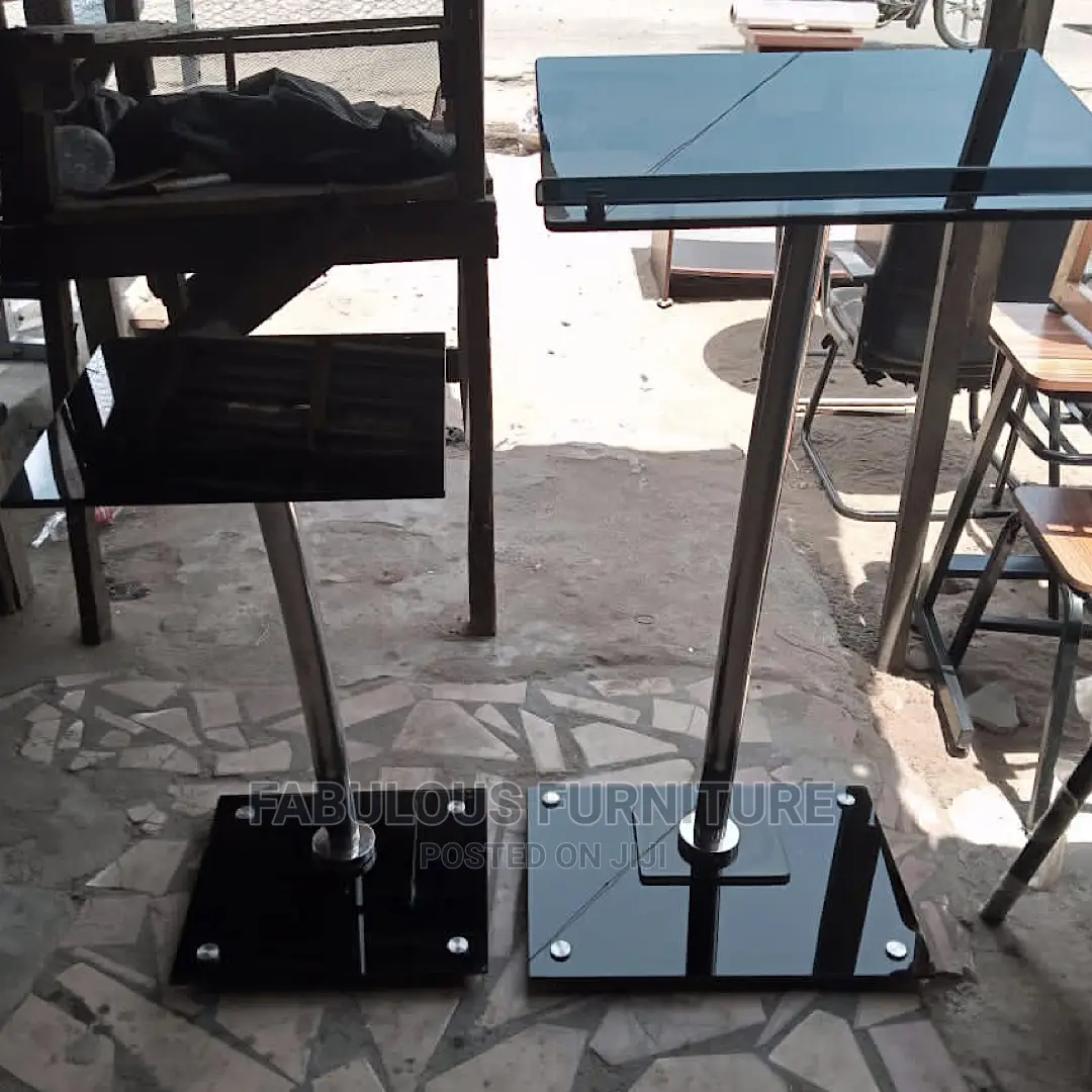 Quality Glass Single Pole Pulpit and Side Stand