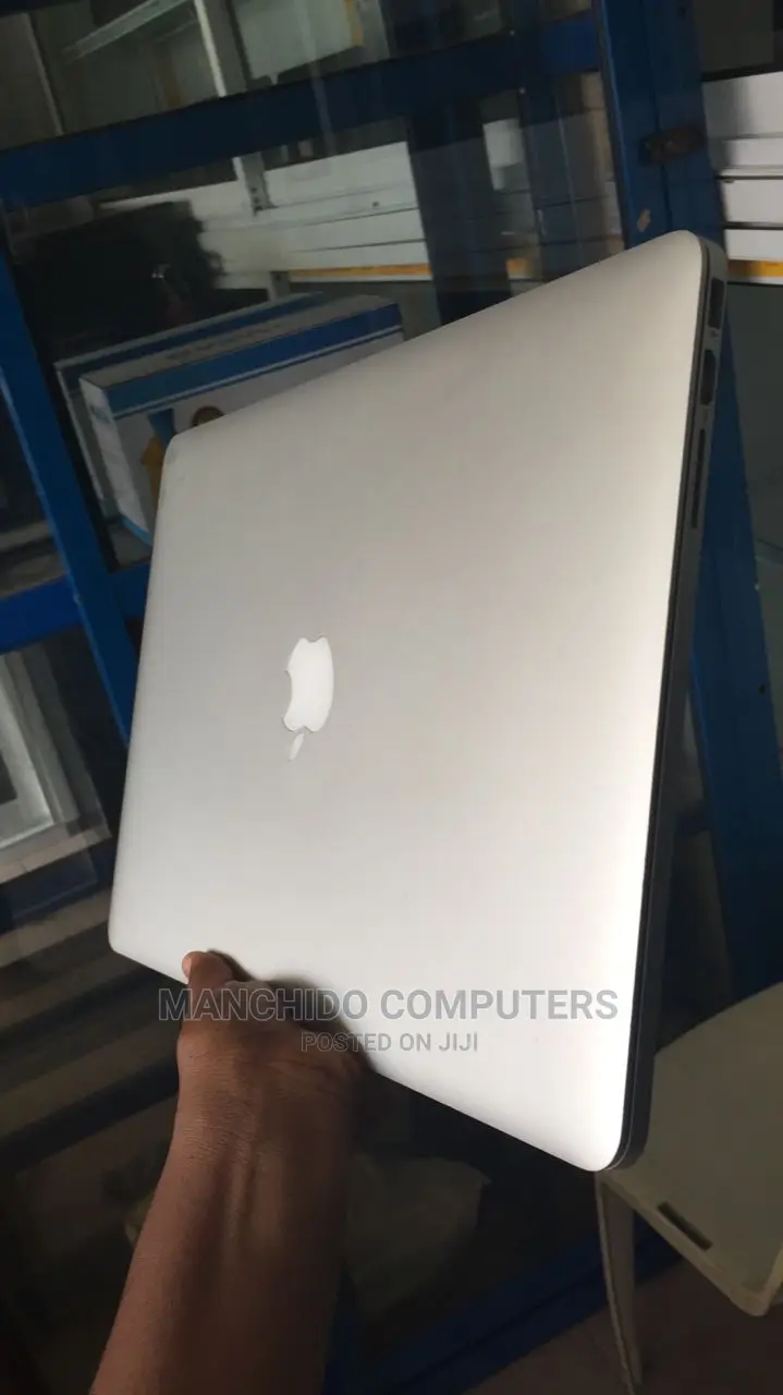 Laptop Apple MacBook Pro 2015 16GB Intel Core I7 SSD 256GB