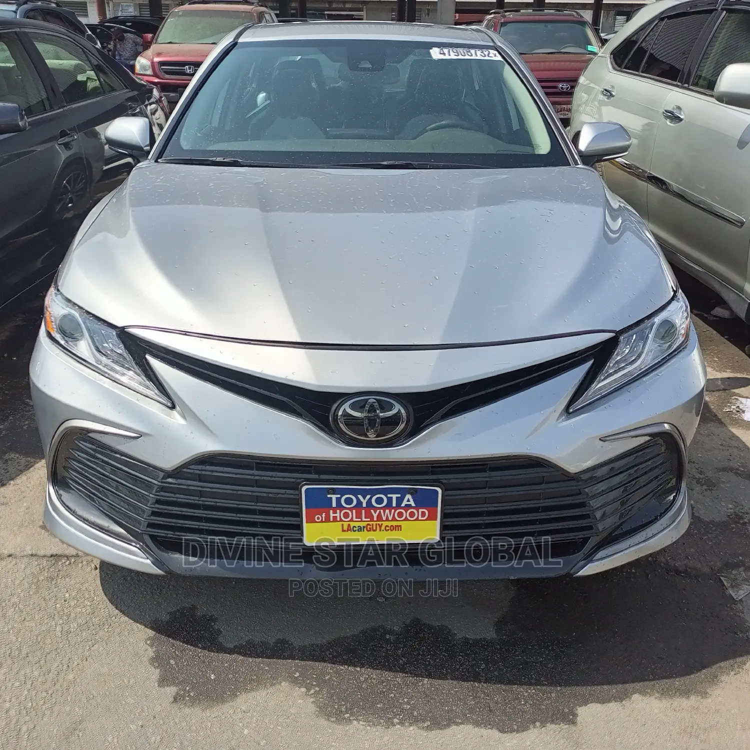 Toyota Camry XLE 2022 Gray