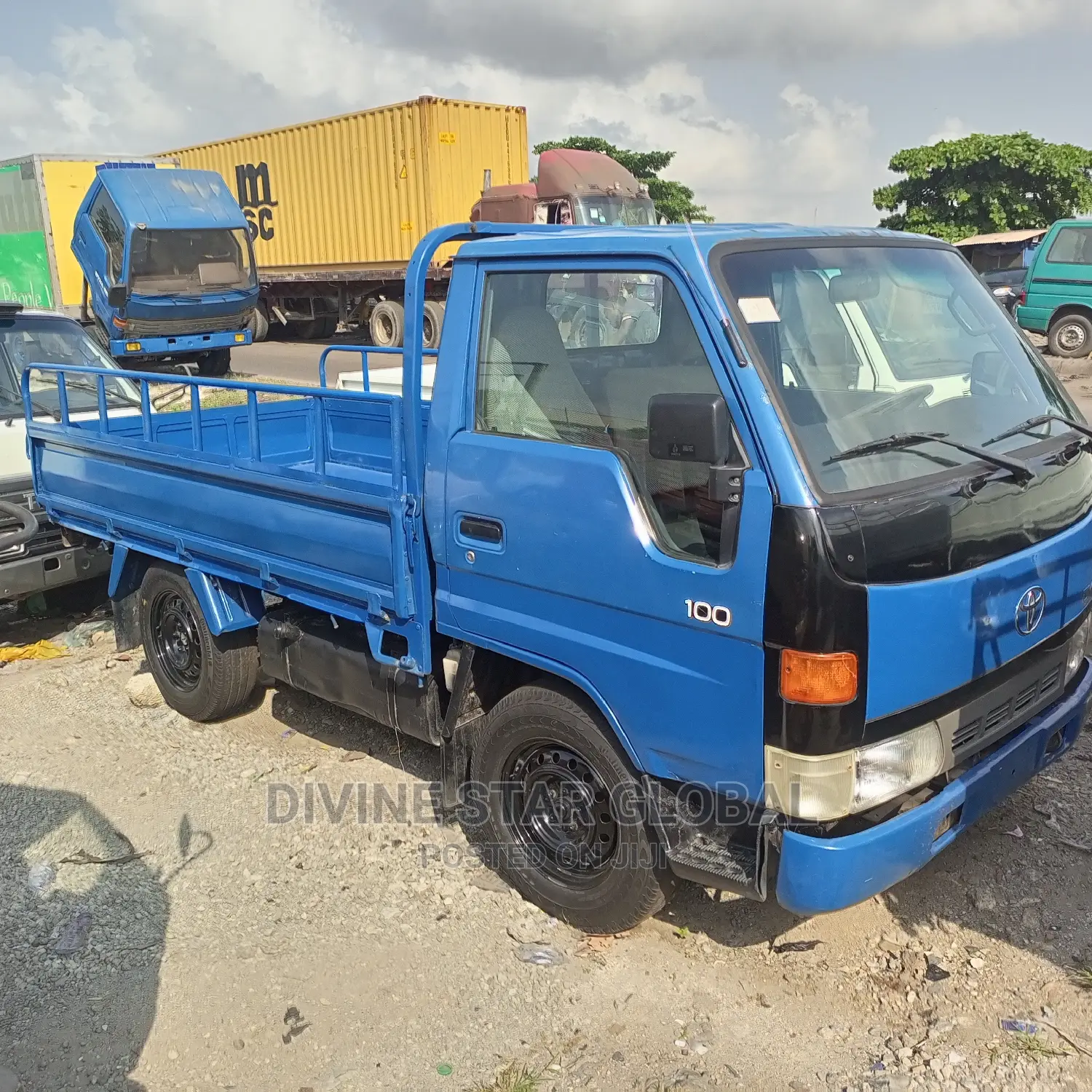 Toyota Dyna 200