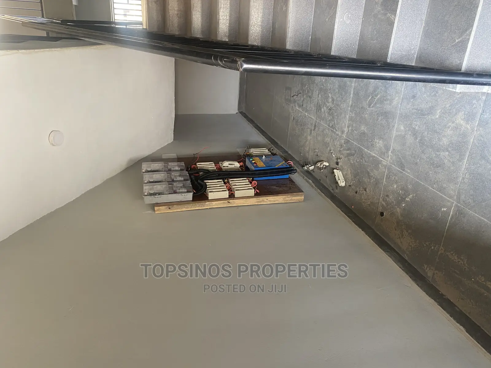 2bdrm Block of Flats in Dawaki for rent