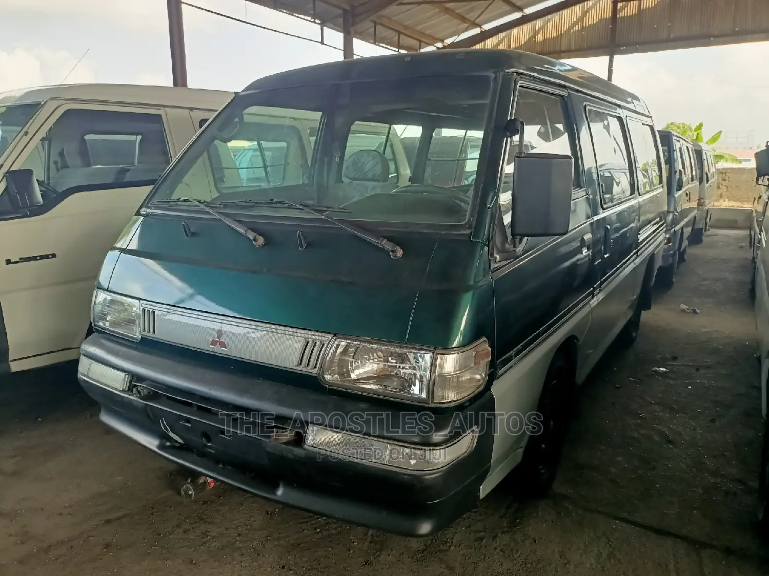 Mitsubishi Delica 2005 Green