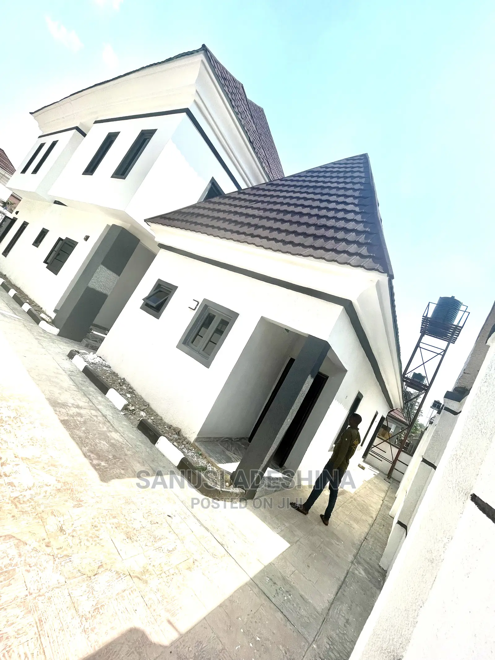 5bdrm Mansion in Gwarimpa Estate Fct, Gwarinpa for sale