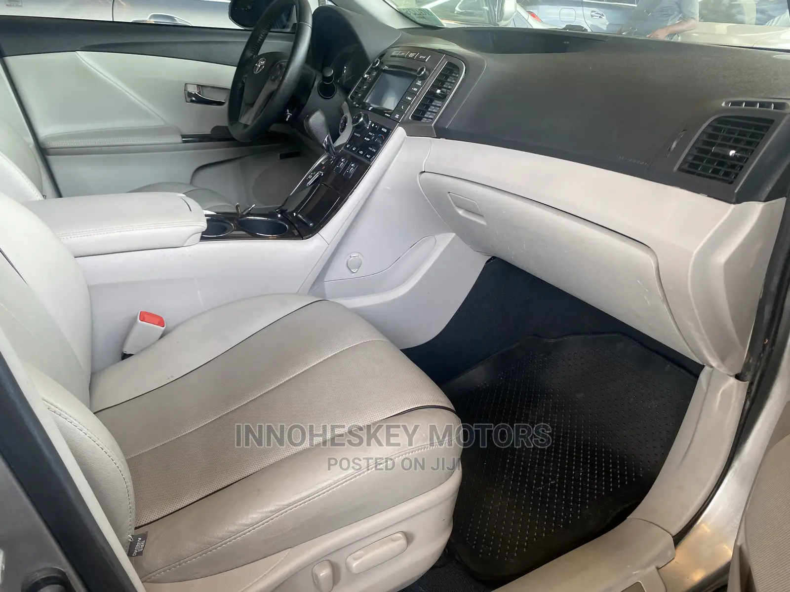 Toyota Venza 2015 Silver