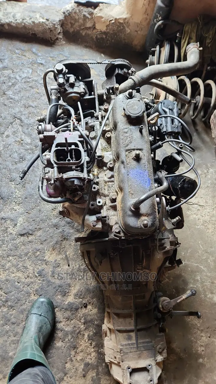 4y Complete Engine for Toyota Hilux Old Model