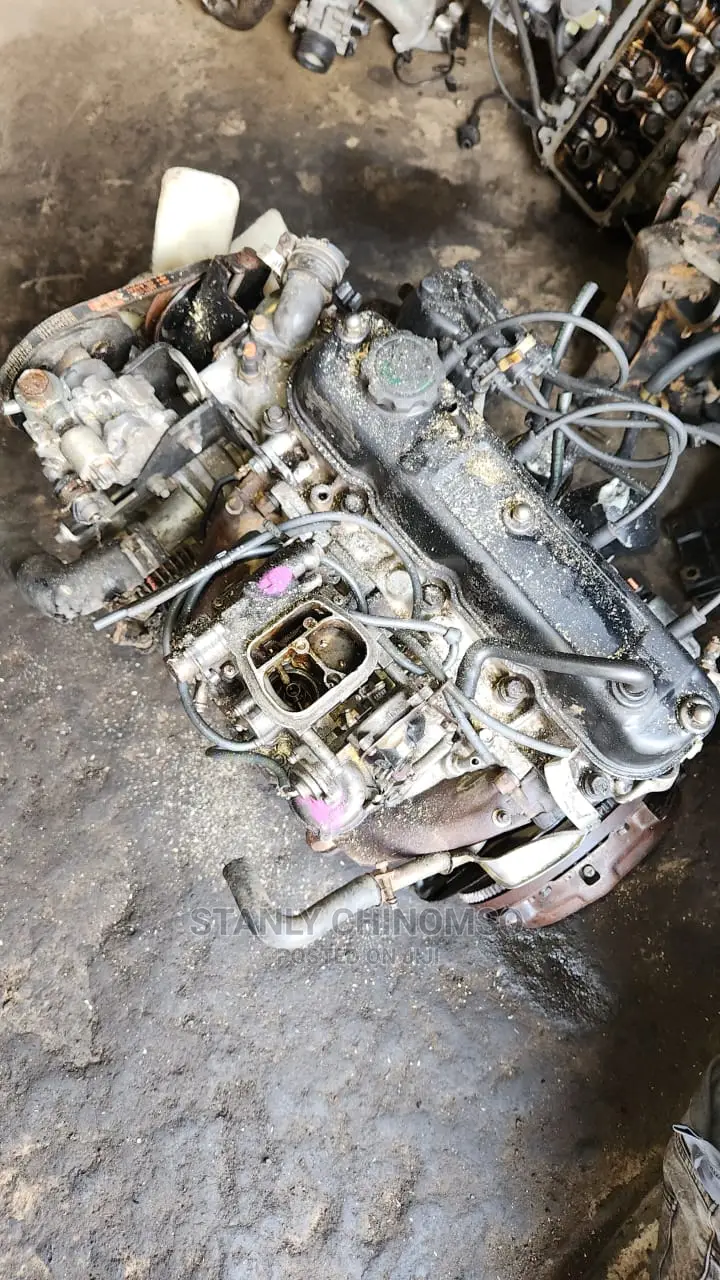 4y Complete Engine for Toyota Hilux Old Model