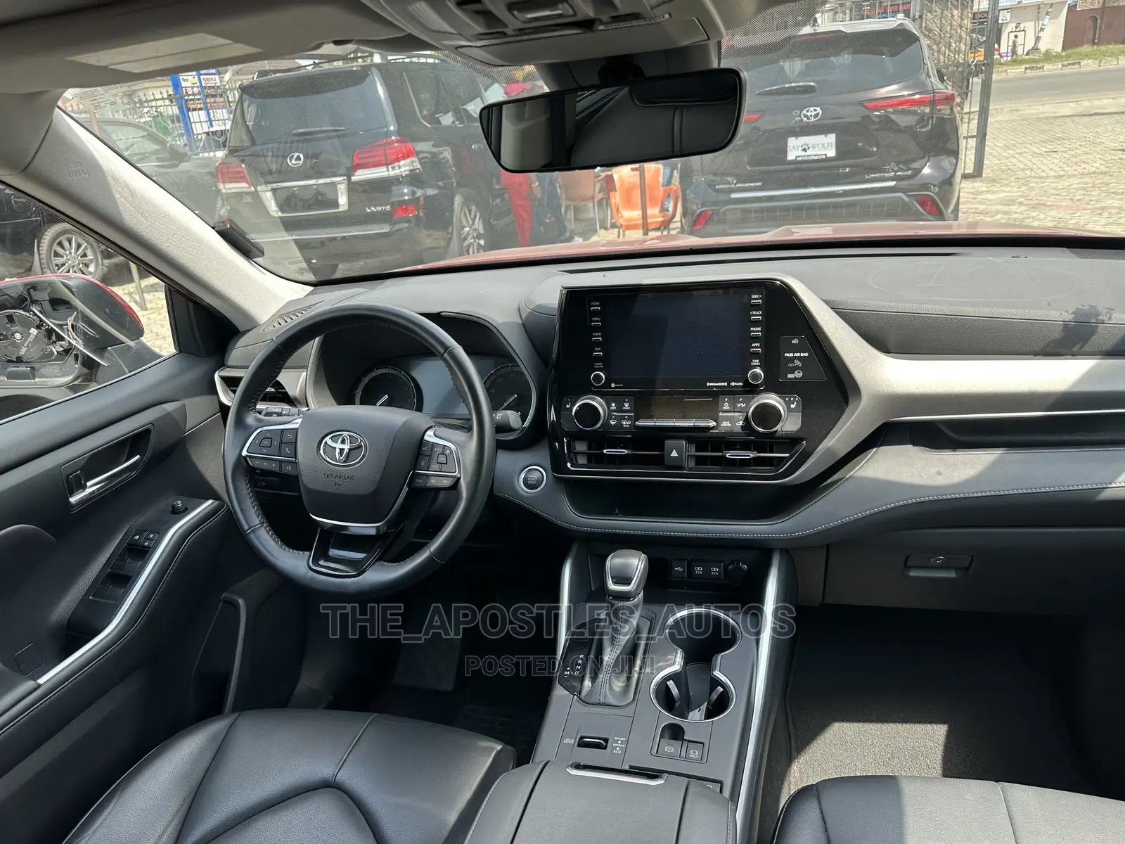 Toyota Highlander XLE 2021 Red