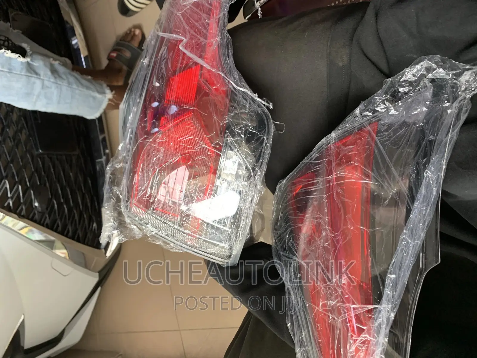 Rearback Light Of Toyota Rav4 018 Led Available As Seen