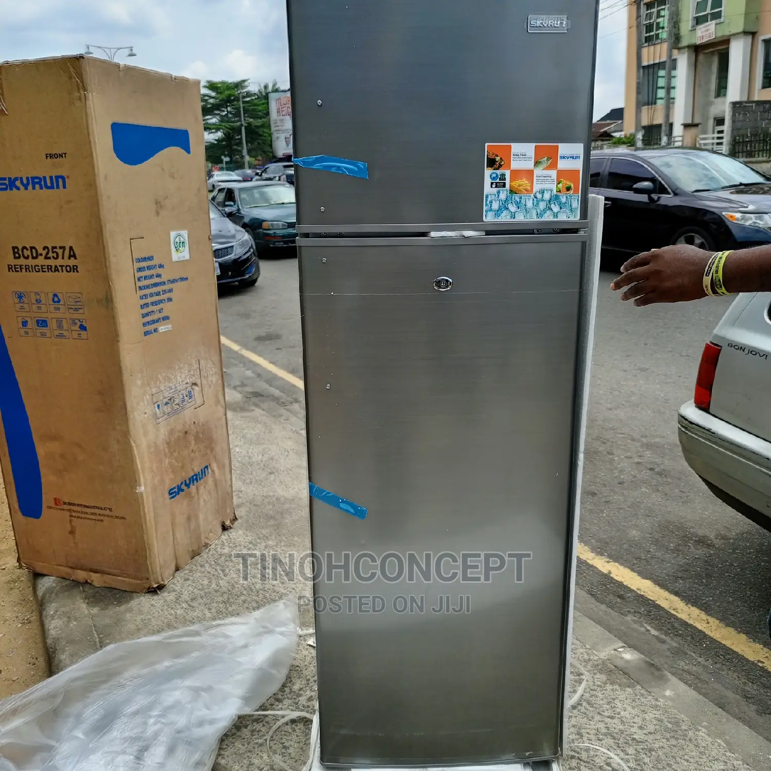 Skyrun Refrigerator 275L