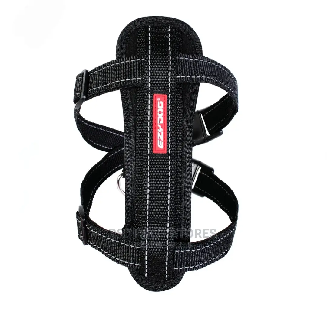 Ezydog BLACK MEDIUM Chest Plate Harness + Car Seat Restraint