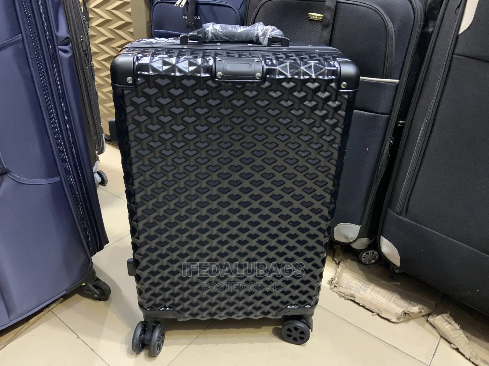 Small Size Quality Aluminum Frame Traveling Luggage