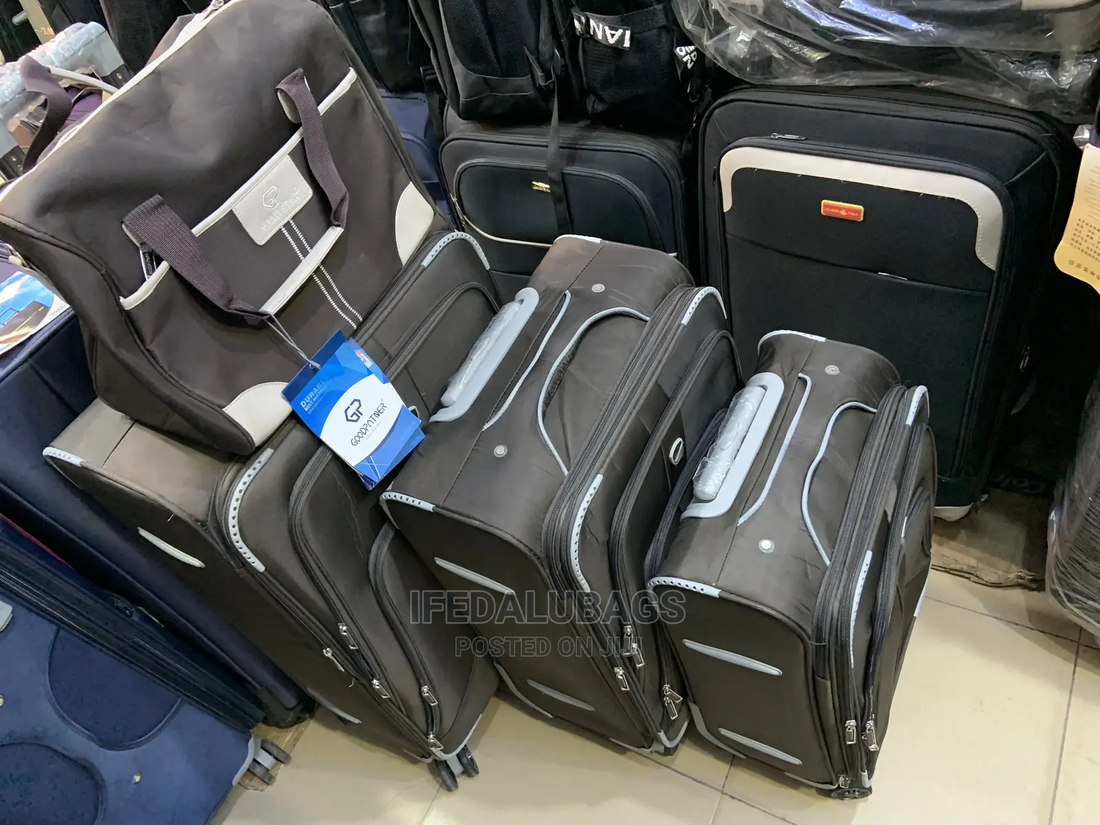 Set of Good Pathner Quality Traveling Luggage