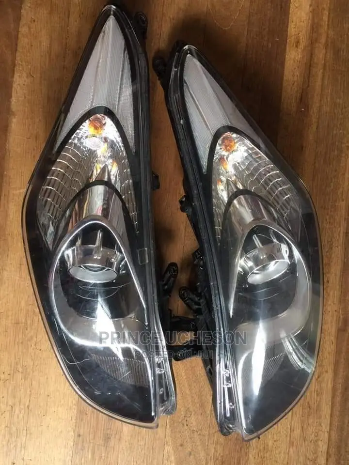 Hyundai Elantra Gt Headlights Set