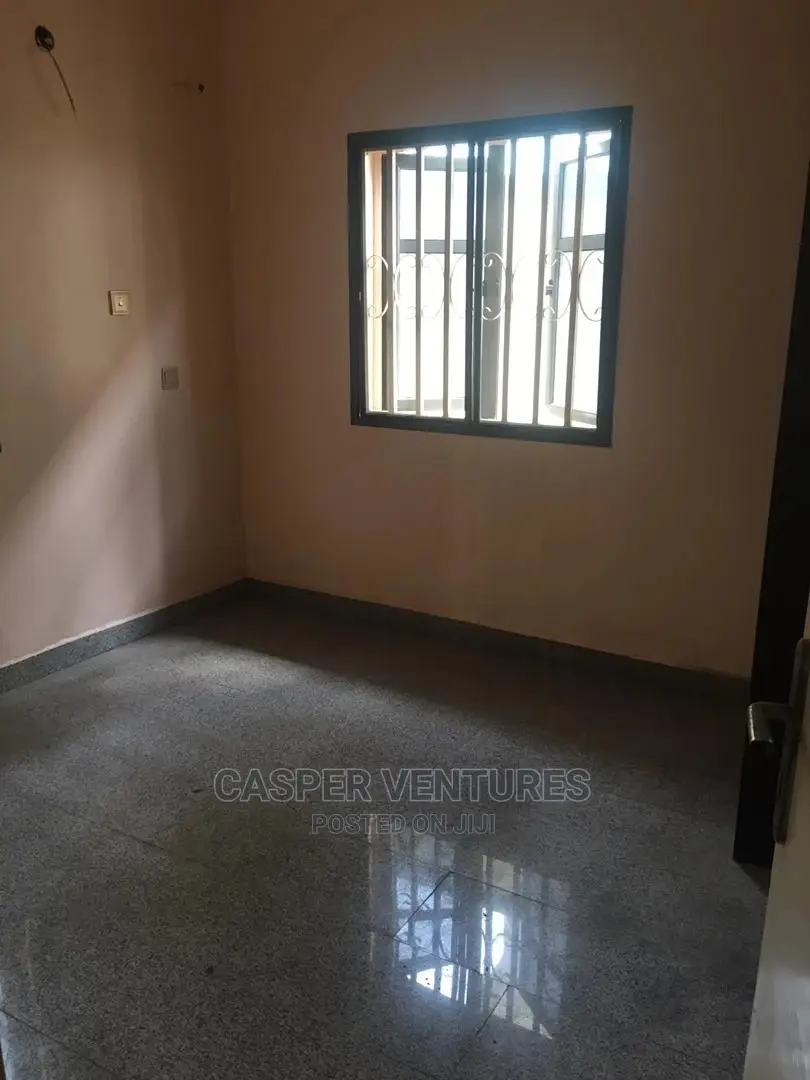Mini Flat in Chevyview Estate, Chevron for rent