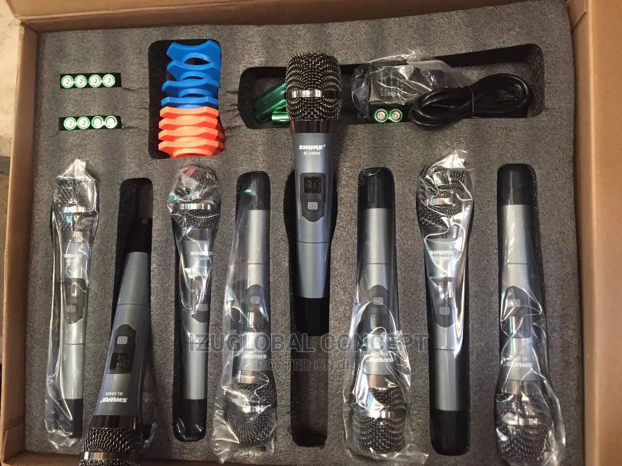Shure 8in1 Professional Uhf Wireless Microphone Modelblx8000