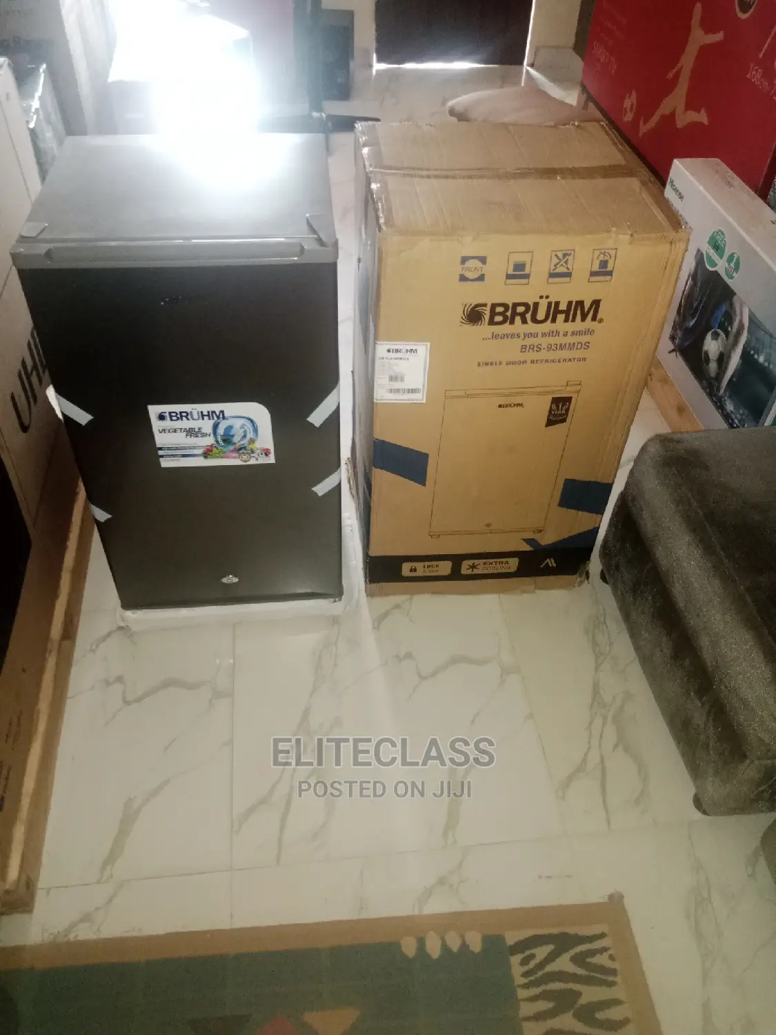 93ltrs Bruhm Refrigerator With Good Storage Capacity Design