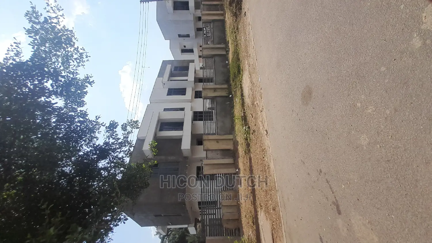 5bdrm Duplex in Gwarimpa Avenue, Gwarinpa for sale