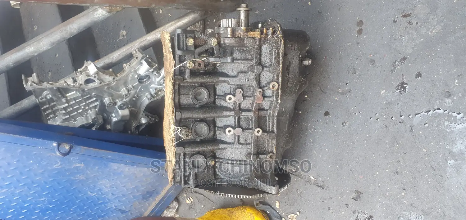 Toyota Camry 2000 Model Half Engine