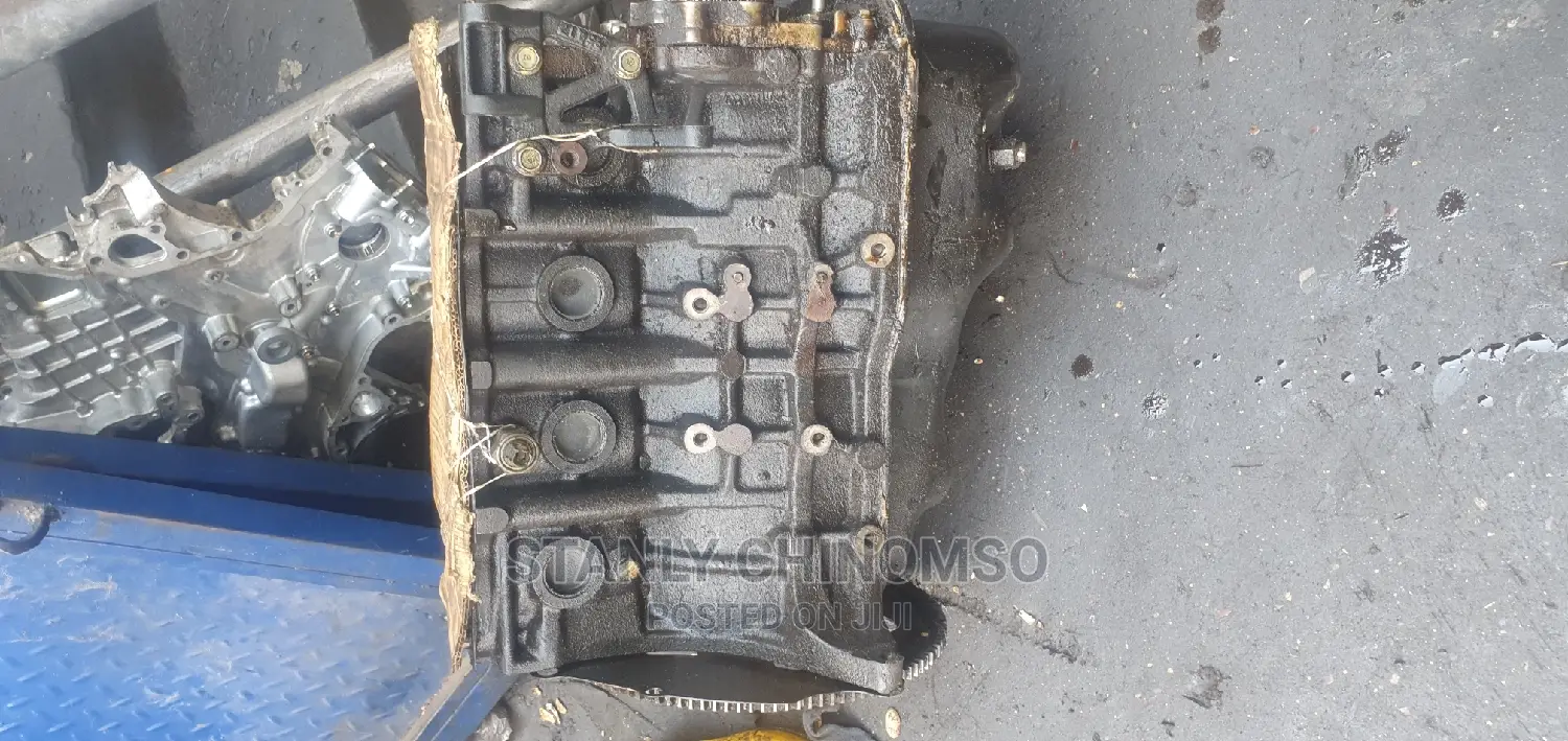 Toyota Camry 2000 Model Half Engine