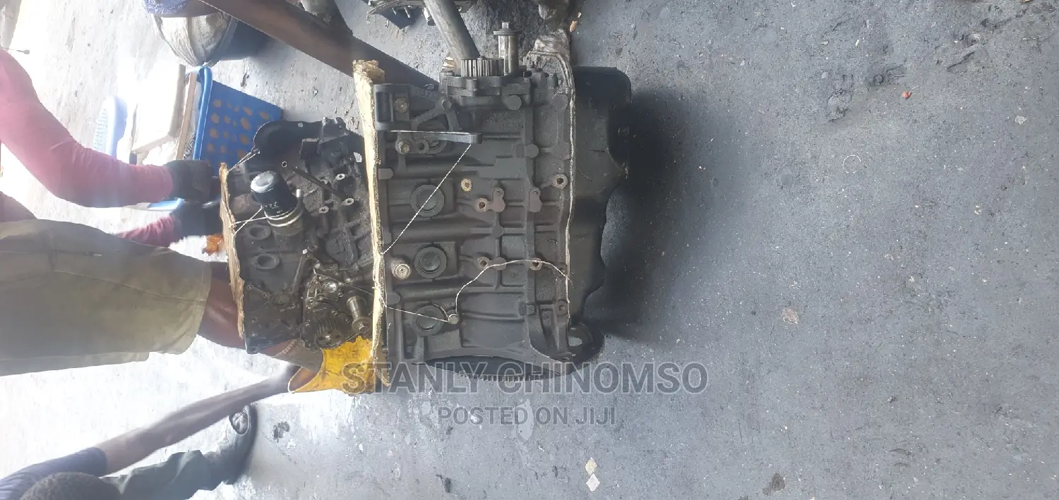 Toyota Camry 2000 Model Half Engine