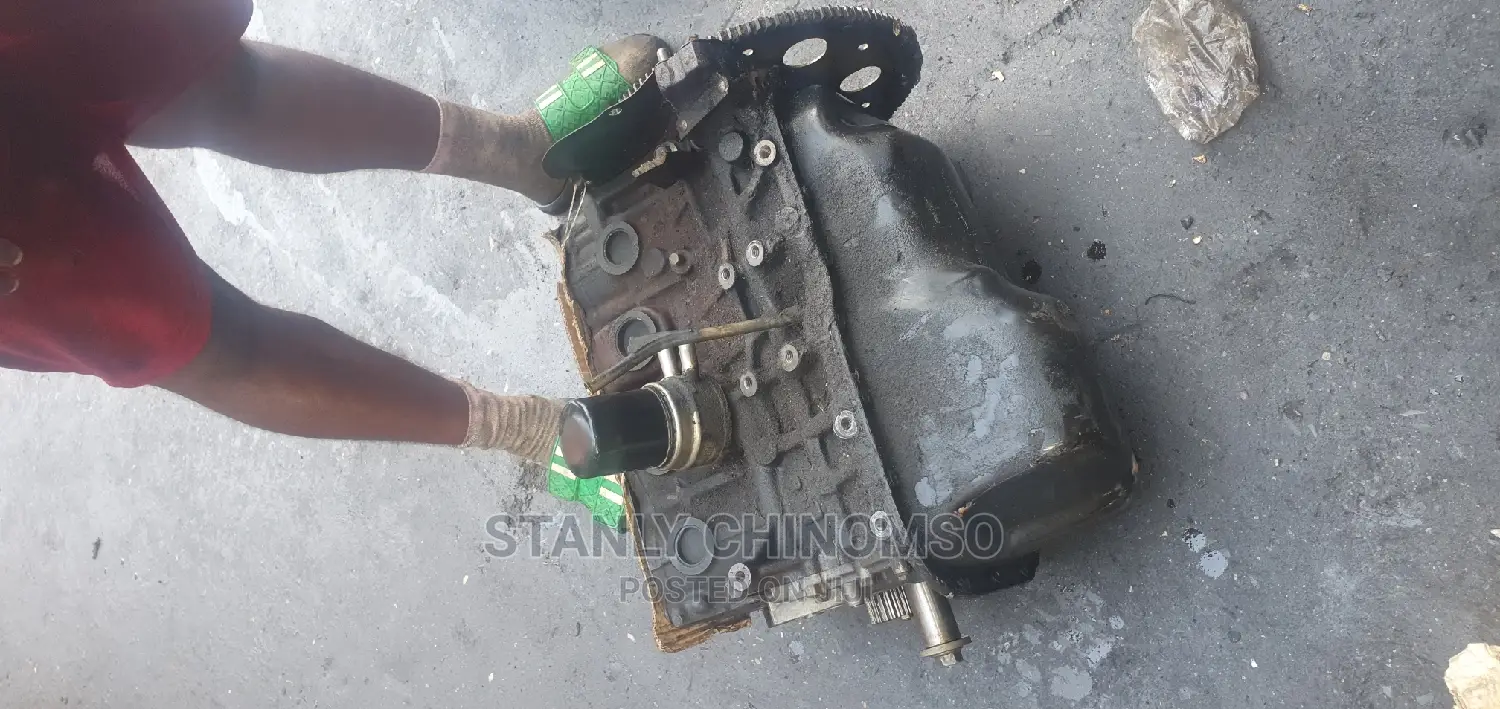 Toyota Camry 2000 Model Half Engine