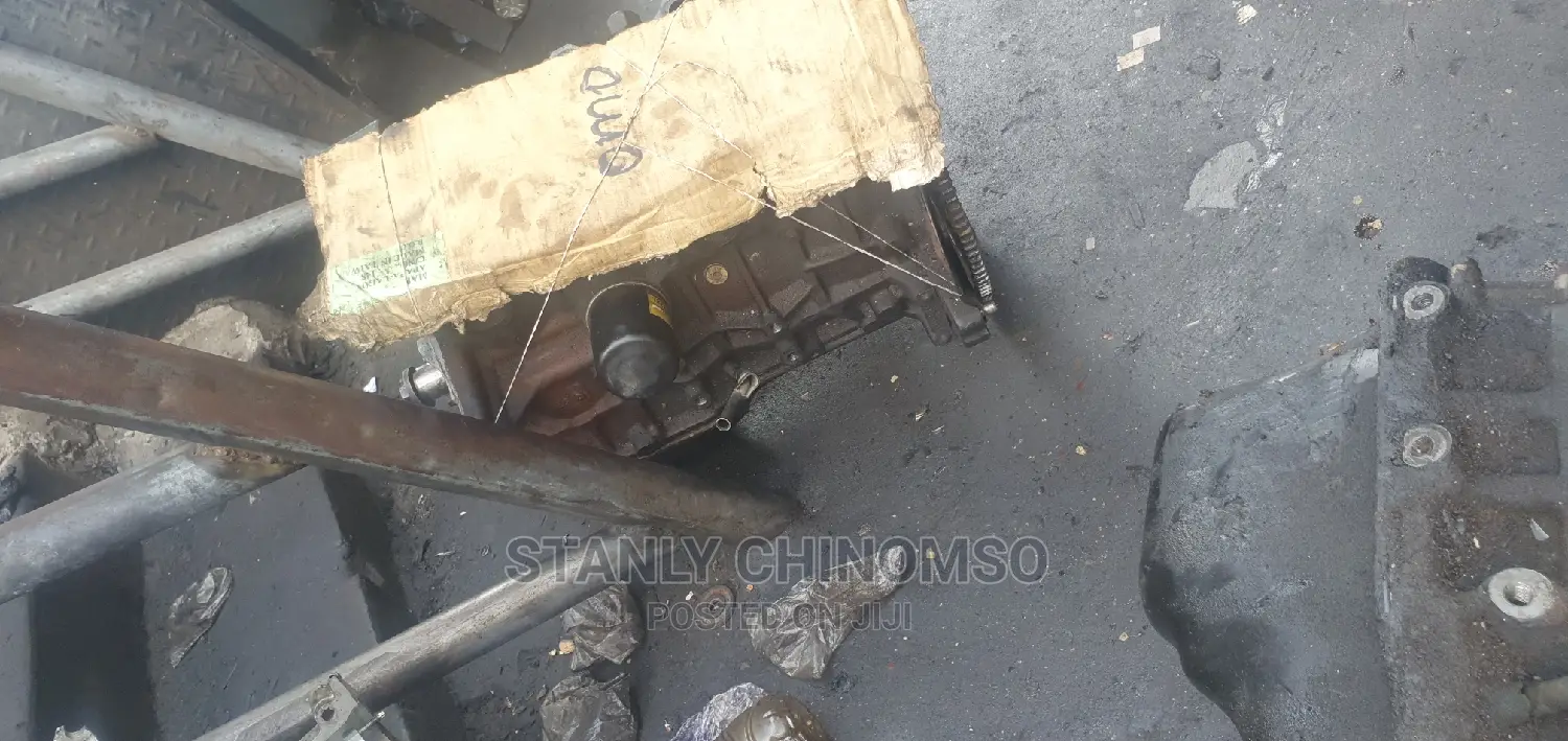 Toyota Camry 2000 Model Half Engine