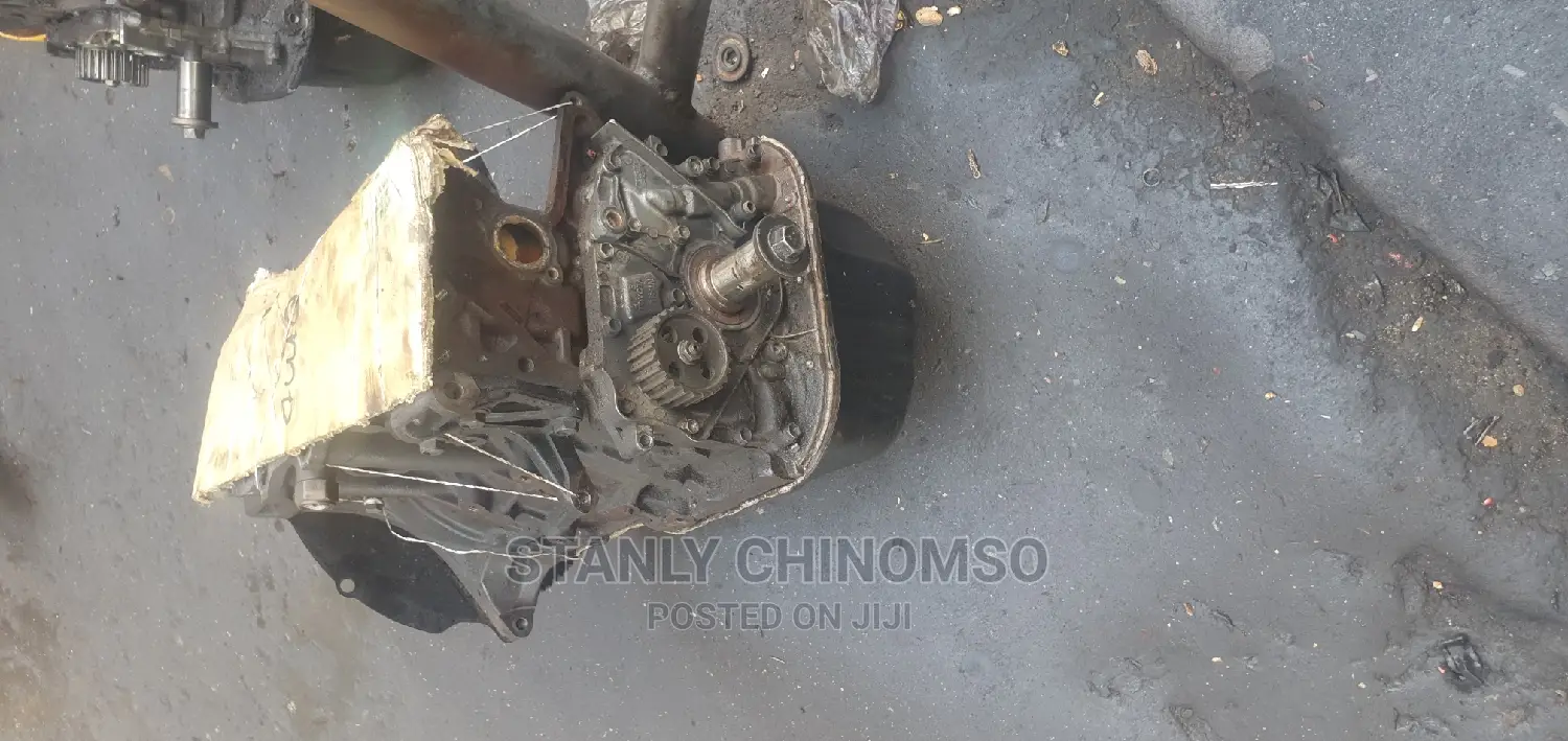 Toyota Camry 2000 Model Half Engine