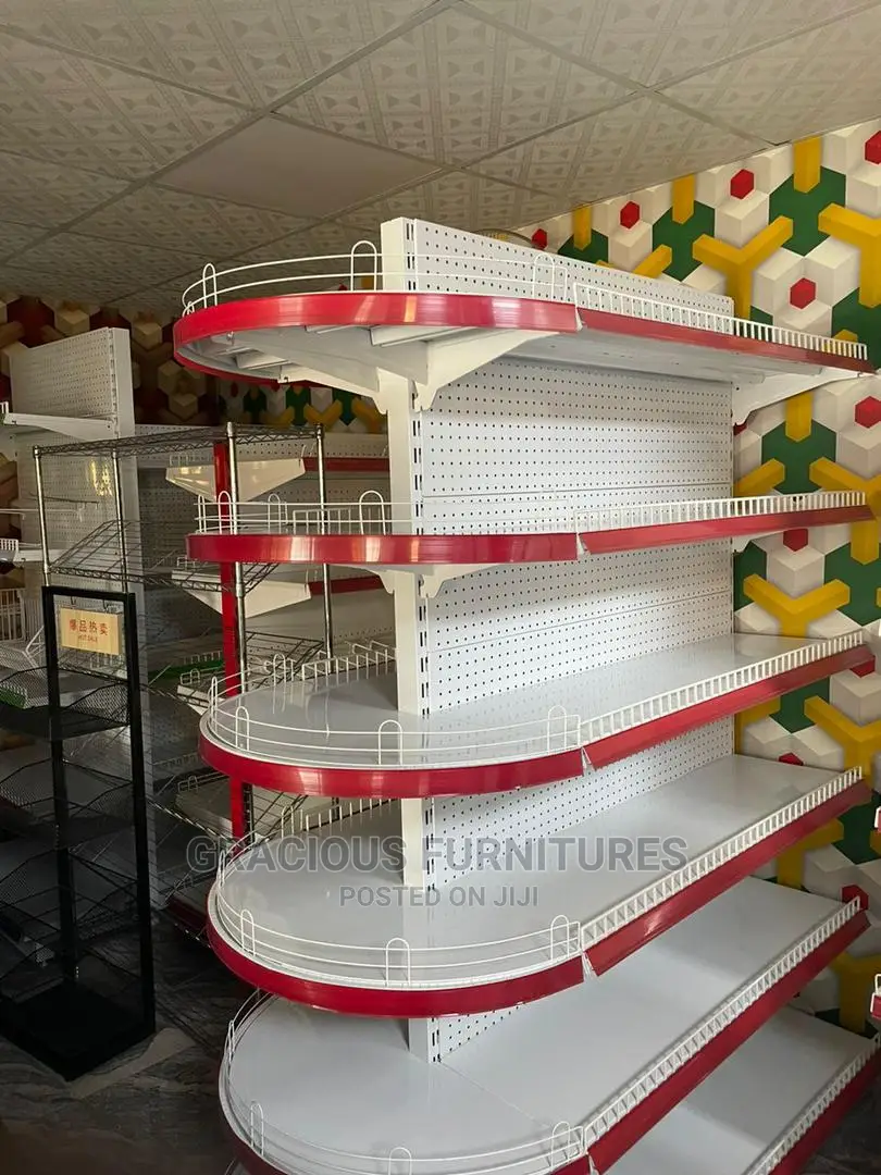 C-Curve Supermarket Shelves