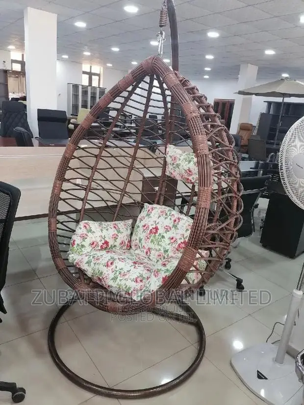 Luxury Indoor/Outdoor Rattan Made Hanging Swing Chair.