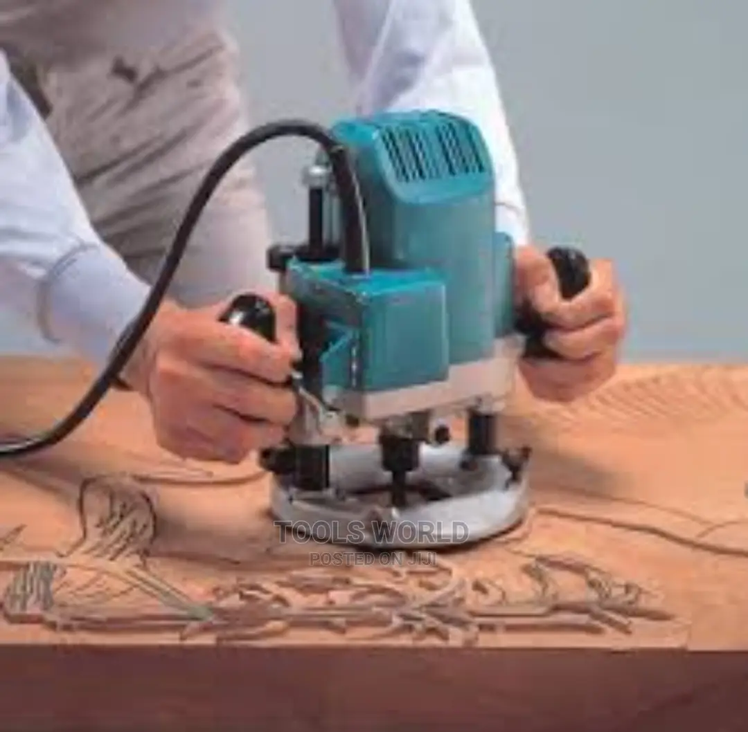 Total Electric Router 1600w TR111216