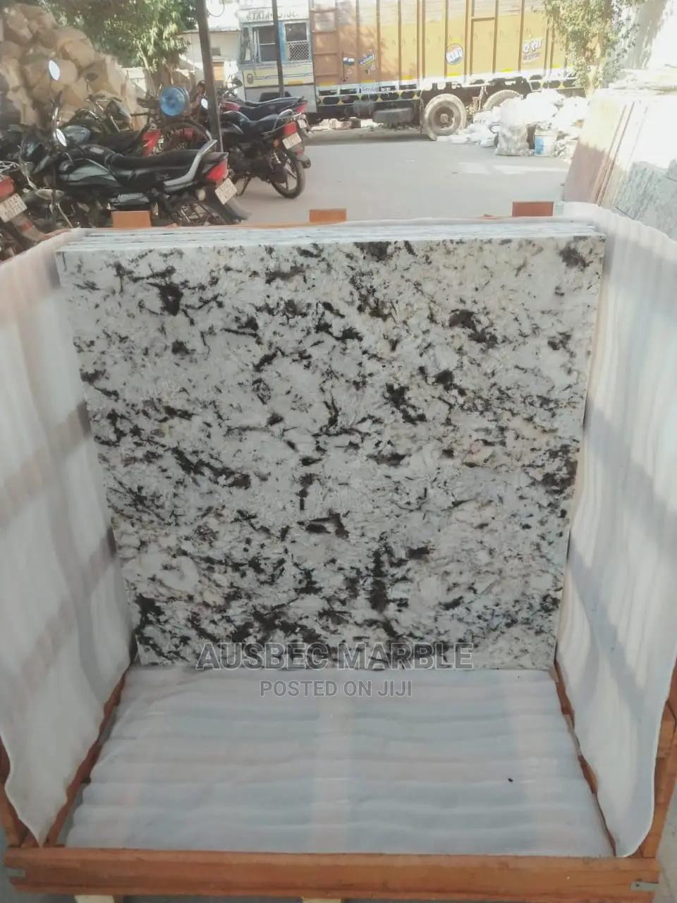 Alaska White 90by90 Granite Tiles