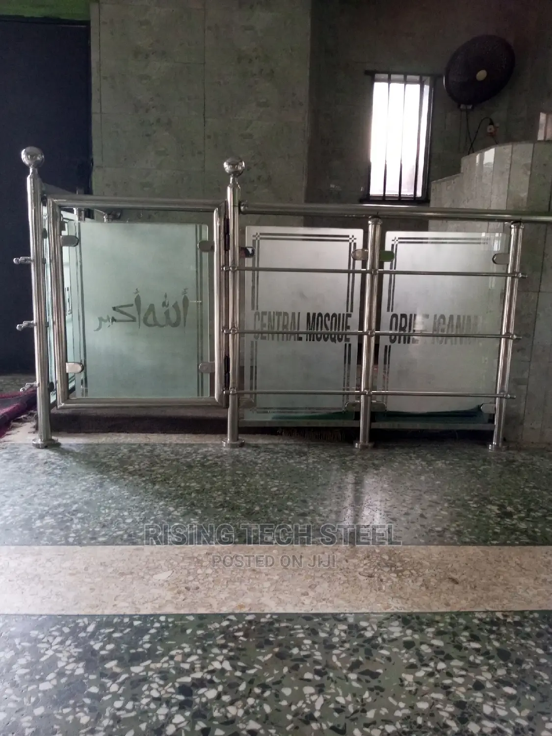 Stainless Handrail Glass Mixed With Noubs Cover
