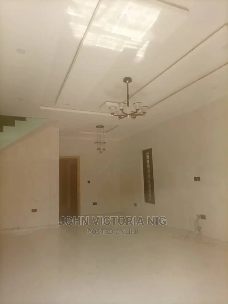 4bdrm Duplex in Ajah for sale
